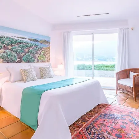 With Sea View And Pool Apartment Girona