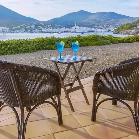 With Sea View And Pool Apartment