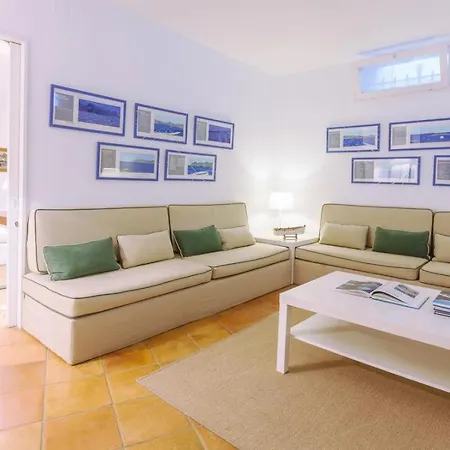 With Sea View And Pool Apartment