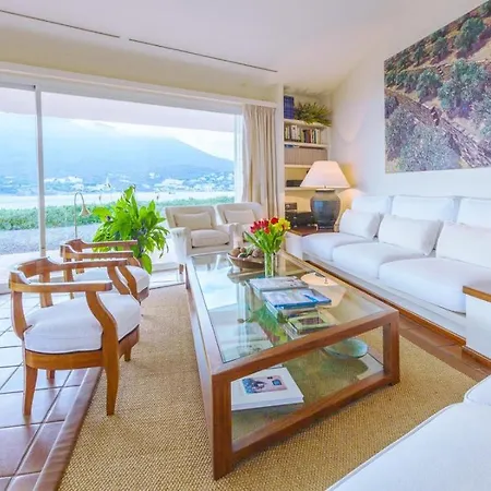 With Sea View And Pool Apartment